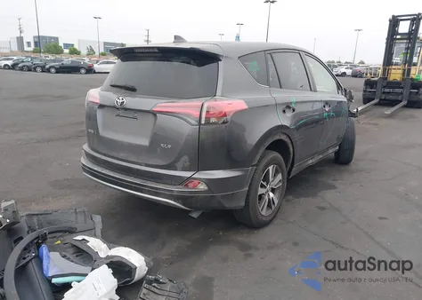 2018 Toyota Rav4 Xle from USA, damaged, VIN JTMWFREV8JJ734074